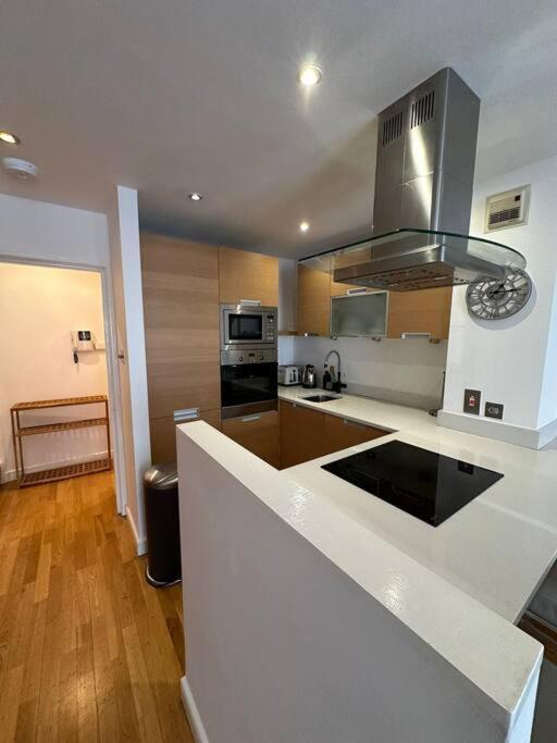 شقة Two Br Flat 5 Mins Walk From London Eye G96 المظهر الخارجي الصورة
